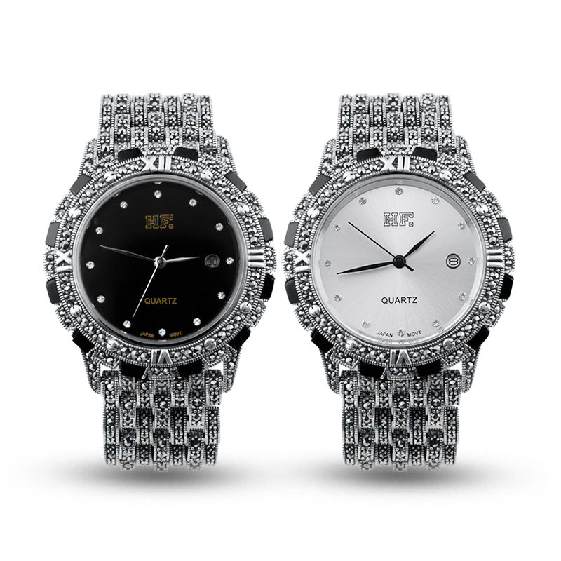 41 mm case of the luxury quartz watch with precise hands and durable plexiglass.