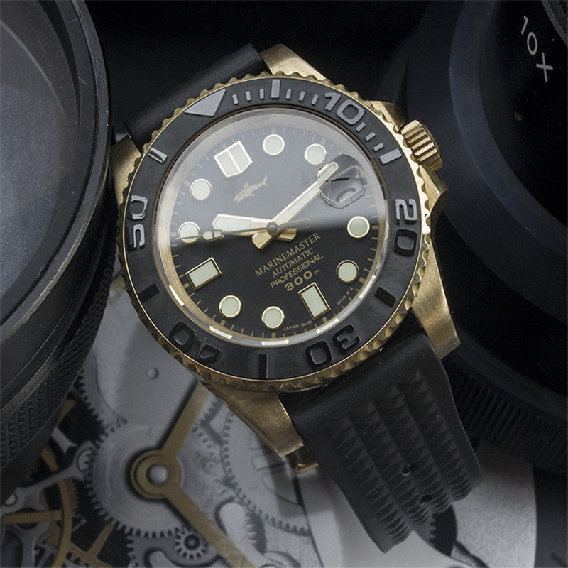 The HMCR21 diving watch worn with business attire, highlighting its timeless elegance.