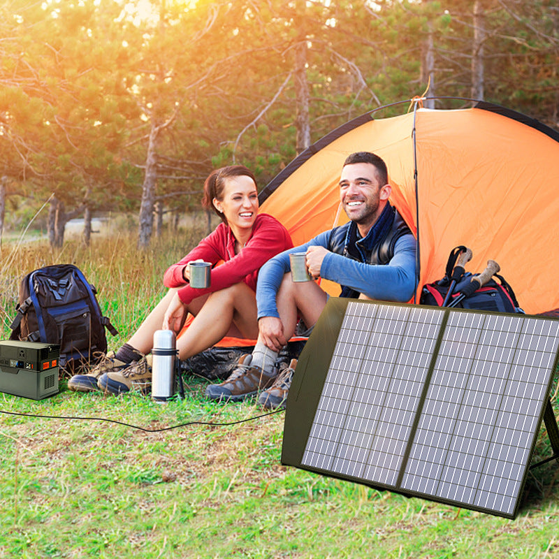 Front view of a 200W folding monocrystalline solar panel with high conversion efficiency.