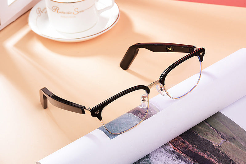 Stylish smart audio glasses with built-in Bluetooth and slim design