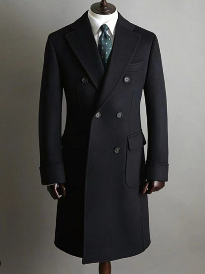 Functional pocket details on slim fit men’s black winter coat